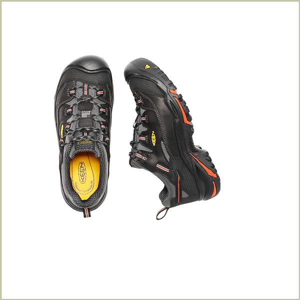  Braddock Low Black Keen Men Shoes