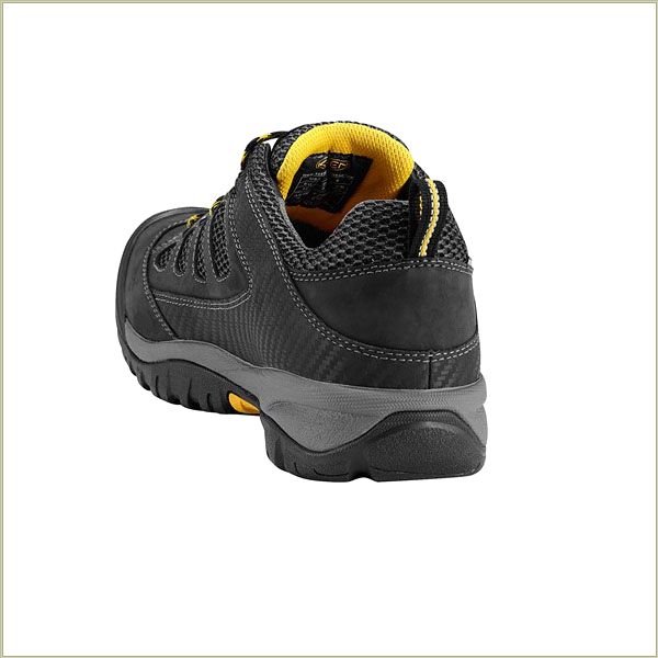  Tucson Low Black Keen Men Shoes