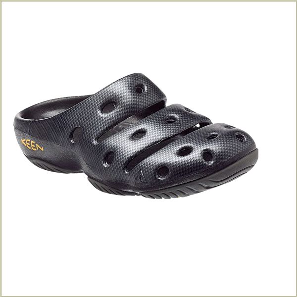  Yogui Arts Graphite Keen Men Sandals