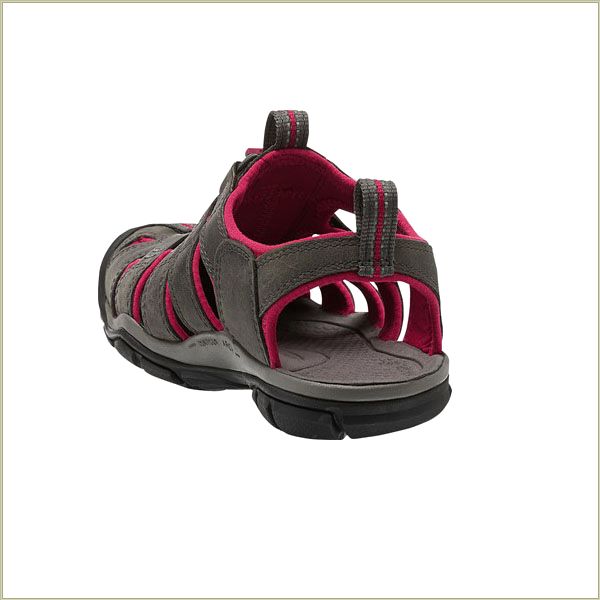  Clearwater Leather Cnx Magnet Keen Women Sandals